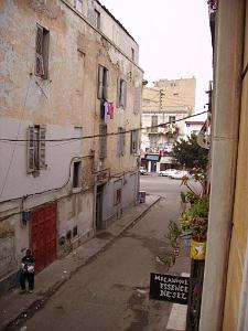 ORAN VUE VERS LA PLACE H GIRAUD DEPUIS RUE GRADWOHL